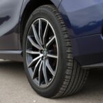 Pression des pneus pour la C4 : guide complet selon modèle et motorisation